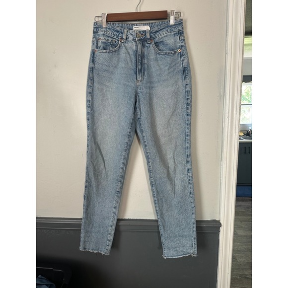 Garage‎ Denim Mom Jeans Size 26 Light Wash High Rise Distressed Hem - Picture 1 of 4
